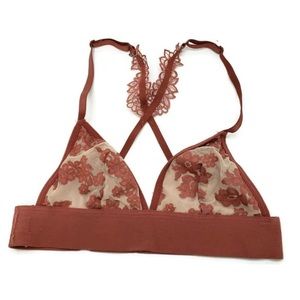 Victoria Secret Womens Lace Triangle Bralette Size M Floral Wireless Cro…